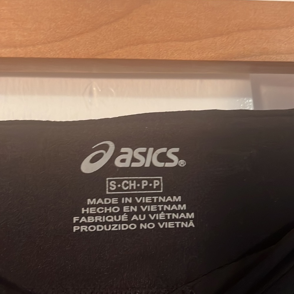 ASICS Running Shorts - Picture 4 of 5